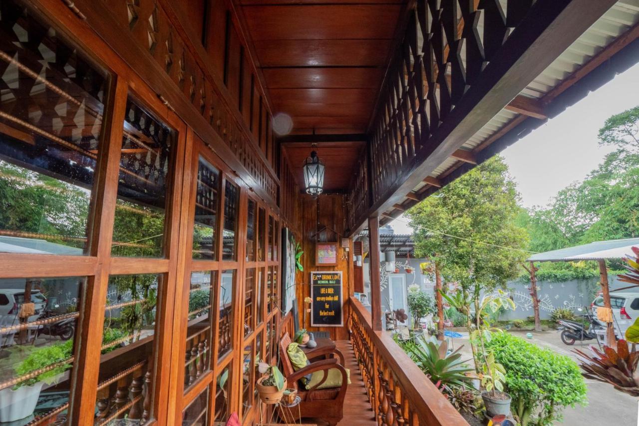 Rumah Kayu Sulawesi Antique Bedugul  Extérieur photo