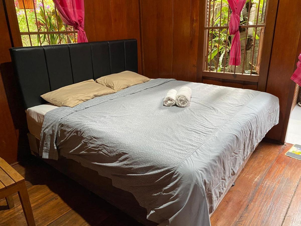 Rumah Kayu Sulawesi Antique Bedugul  Extérieur photo