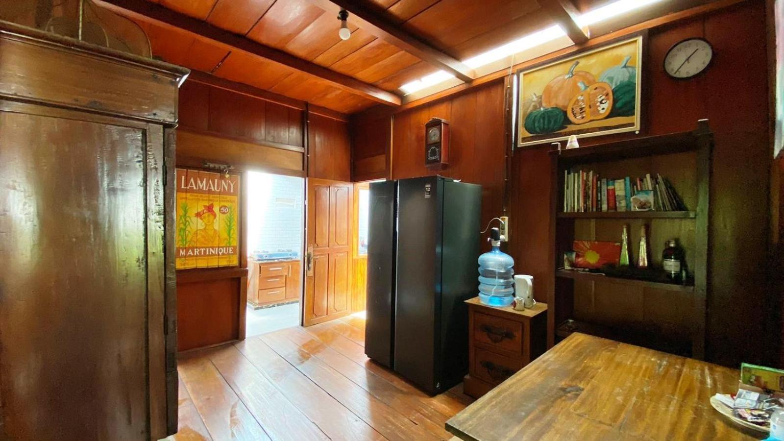 Rumah Kayu Sulawesi Antique Bedugul  Extérieur photo